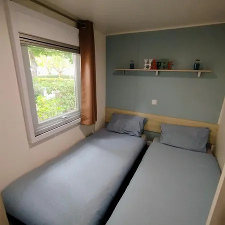 Mobil-home مكان تخييم Gastes