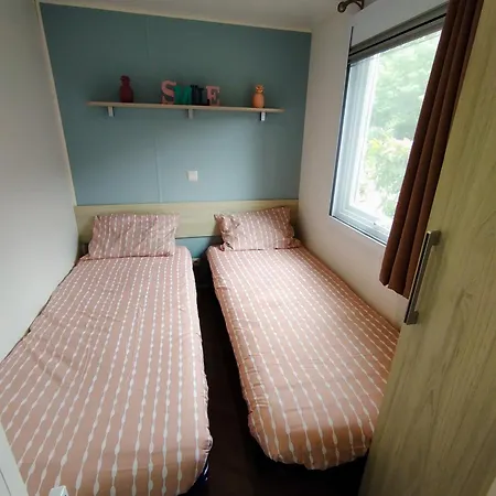 مكان تخييم Mobil-home